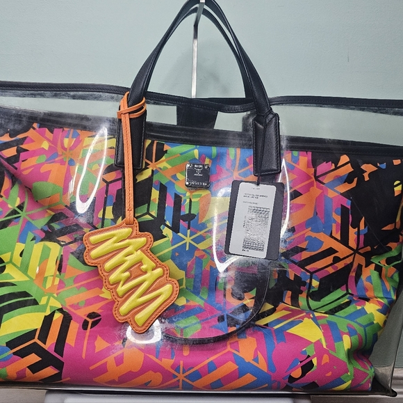 NWT MCM Portuna Medium Clear Graphic Logo Aren Cube Leather Trim Shopper Tote - Picture 4 of 17